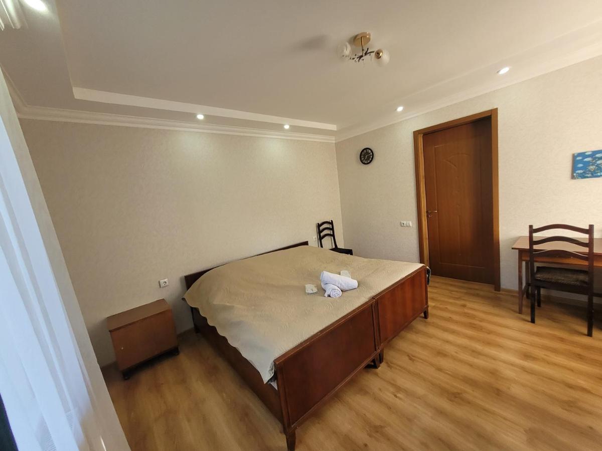 Family Hotel Mountain Panorama Borjomi Eksteriør billede